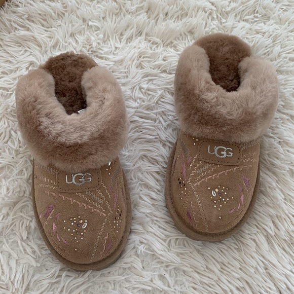 NWB Ugg coquette shearling slippers cold burst in Beachwood - Picture 2 of 16